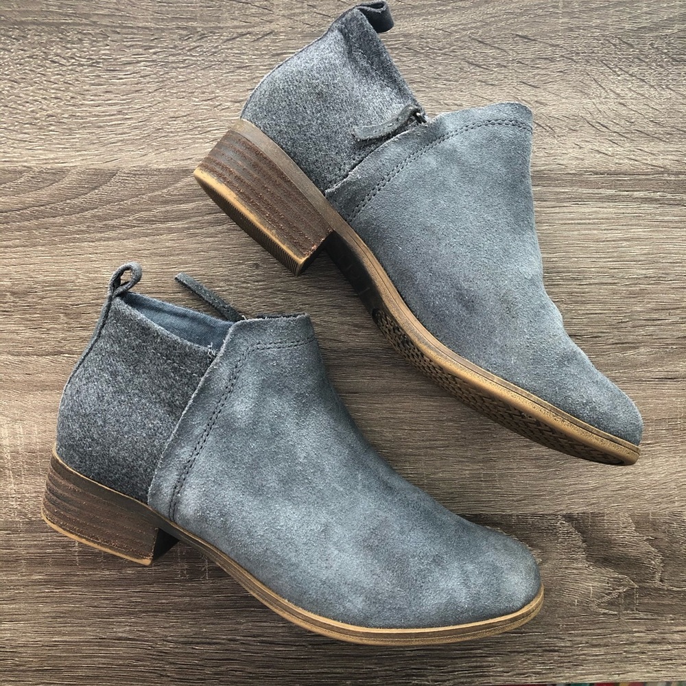 TOMS Suede Leather Deia Ankle Booties Side Zip